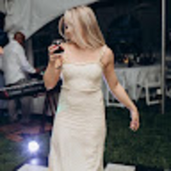 Meet your Posher, Alexandra s johnson - Picture 1 of 1